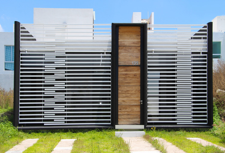 Social Green House / Darkitectura - Facade