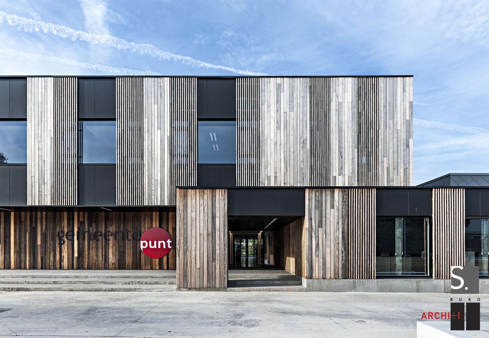 Gallery of Administrative Centre Zwevegem / BURO II & ARCHI + I and