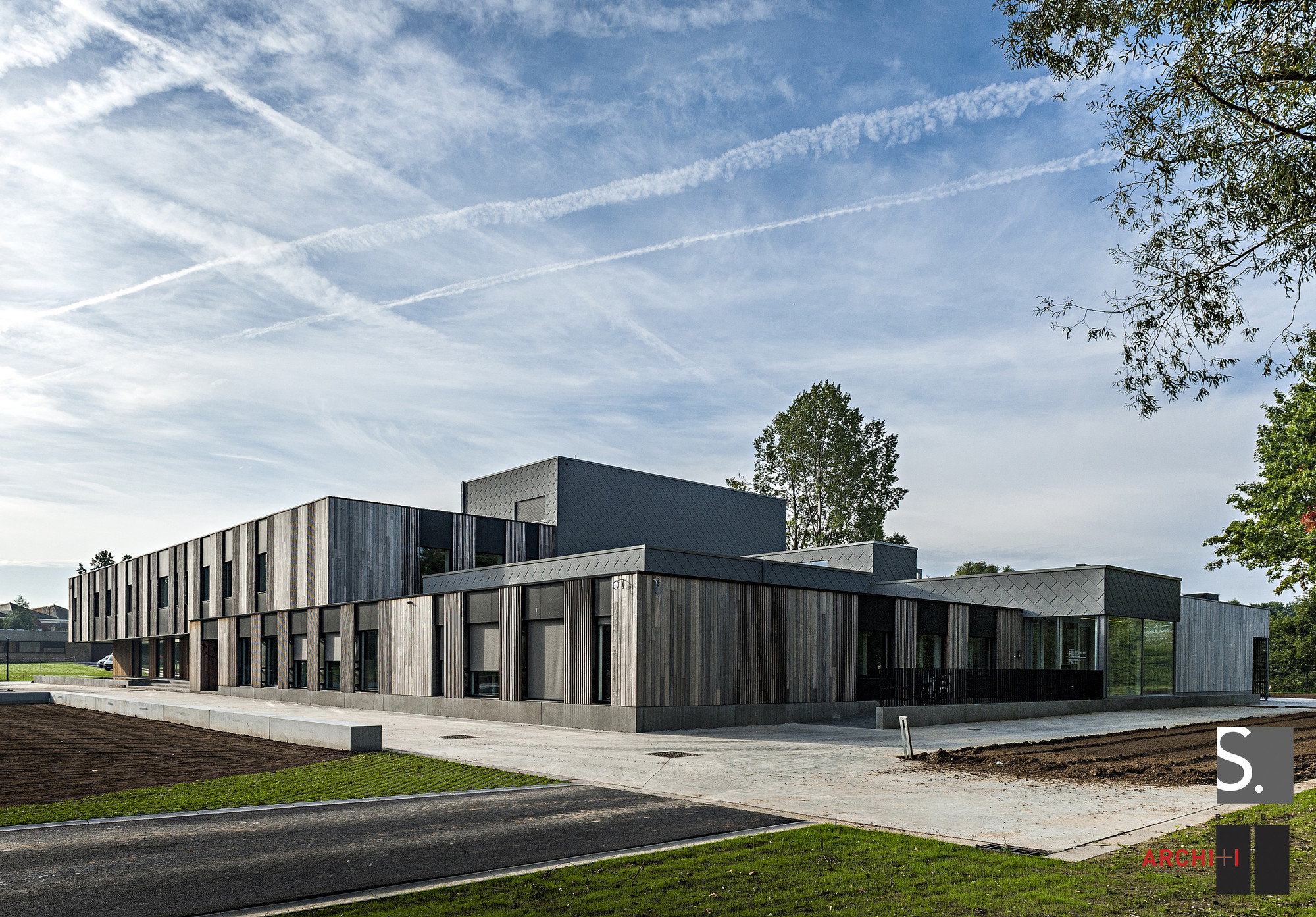 Gallery of Administrative Centre Zwevegem / BURO II & ARCHI + I and ...