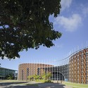 El Instituto Cairns – James Cook University  / Woods Bagot + RPA Architects - Instituto