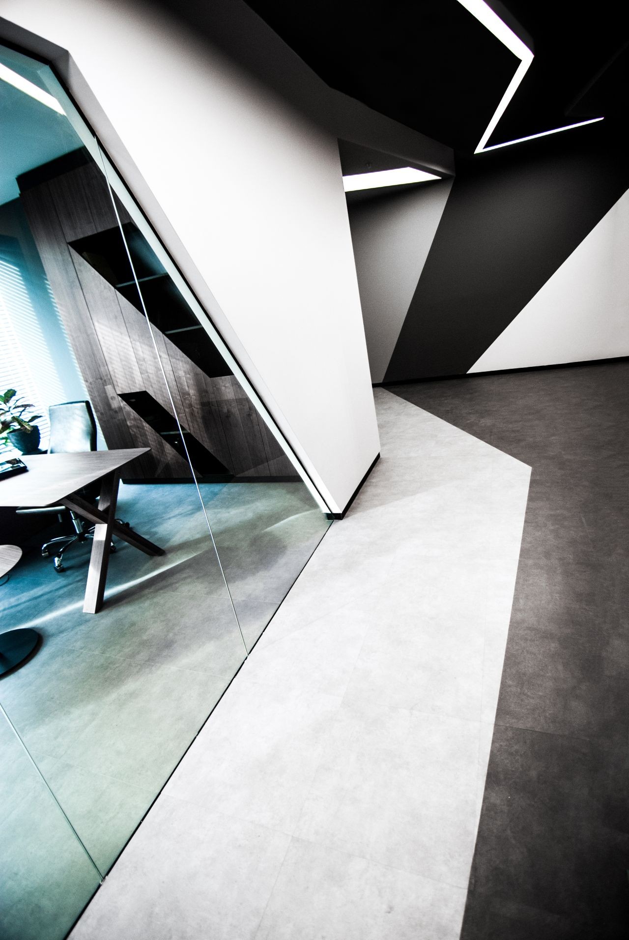 Gallery of CTHB Law Office / Salon Alper Derinbogaz 3