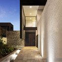 Casa Puente / Diez + Muller Arquitectos - Casas, Patio interior, Fachada