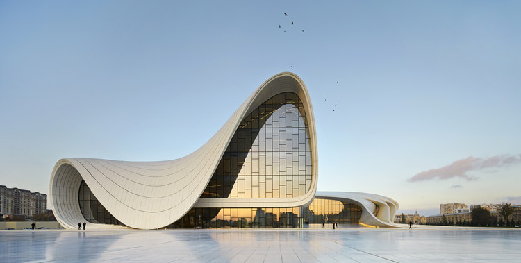 © Hufton+Crow