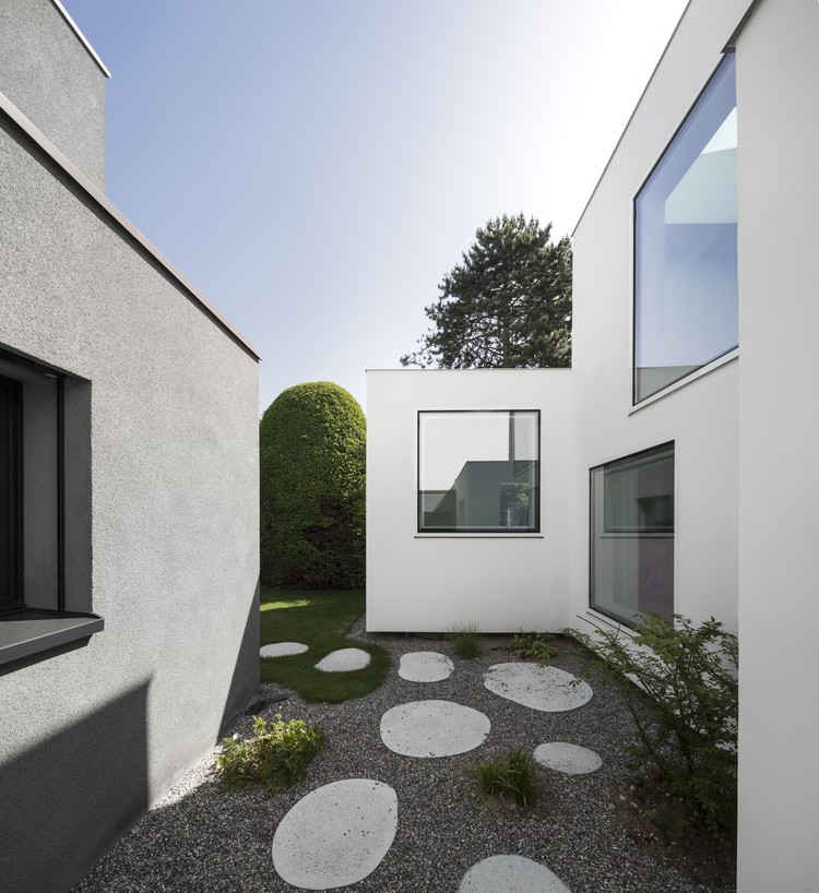 Haus von Arx / Haberstroh Schneider - Windows, Garden, Courtyard