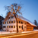 Casa con Granero / Michael Meier Marius Hug Architekten - Casas