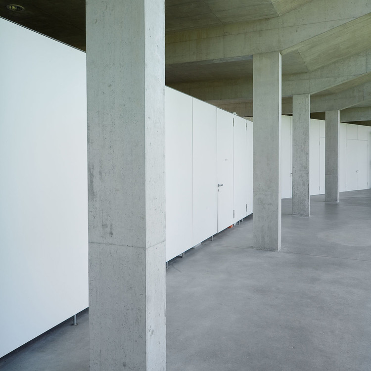 Stampf Swimming Facility / Michael Meier Marius Hug Architekten - Column