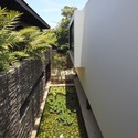 Casuarinas’ House / Metropolis - Houses, Garden, Facade, Handrail