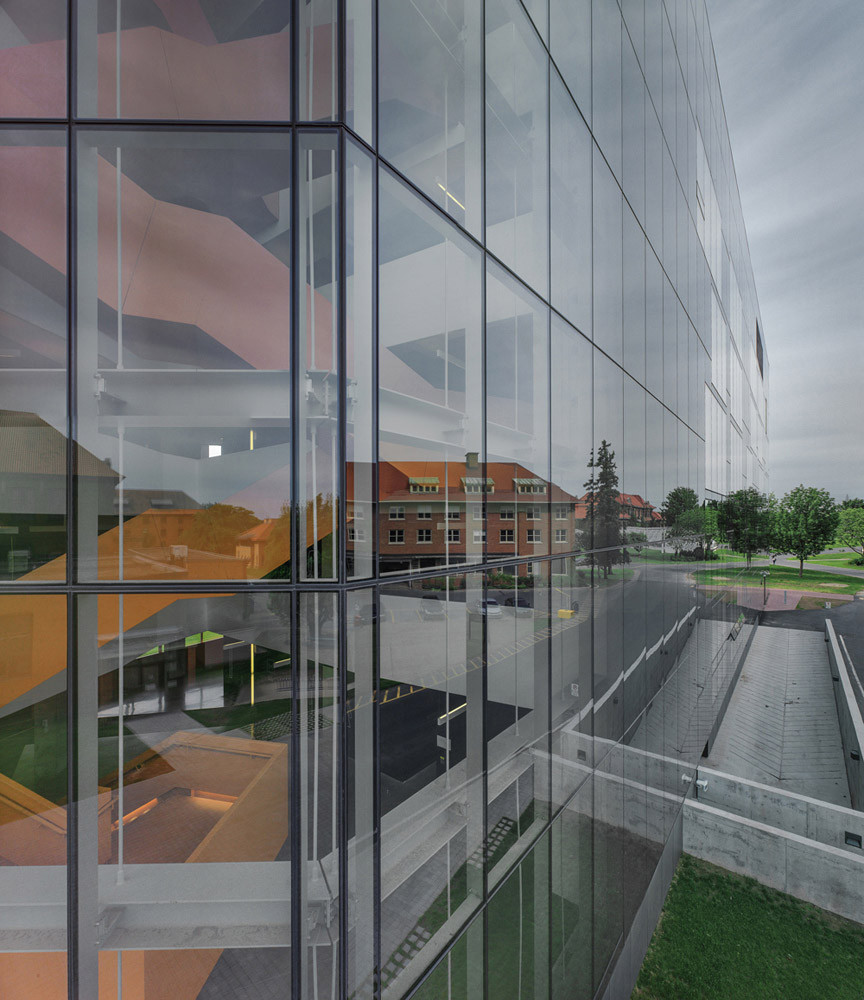 Gallery of AnneMarie Edward Science Building at John Abbott College