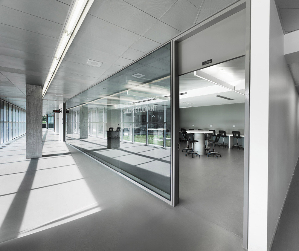 Gallery of AnneMarie Edward Science Building at John Abbott College