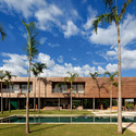 Residência CT / Bernardes Arquitetura + Jacobsen Arquitetura - Fachada