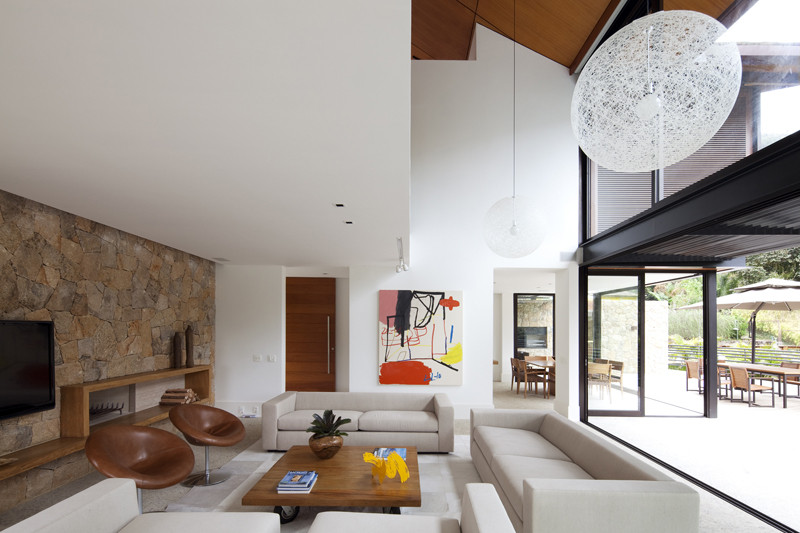 Galería de Casa en la Montaña / Architectare - 4