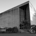 Clássicos da Arquitetura: Assembléia Legislativa do Piauí / Acácio Gil Borsoi - Outros Edíficios Governamentais, Fachada