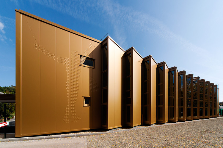 Golden Hall / A4 Studio - Gymnasium, Facade