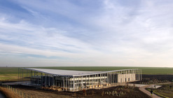 Stonehenge Visitor Centre Opens its Doors