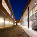 Proyecto de Iluminación: Liceo Claudina Urrutia / Mónica Pérez & Asociados - Lighting
