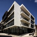Edificio Residencial Vila Nova de Tazem / Nuno Ladeiro + Marco Martins - Apartamentos