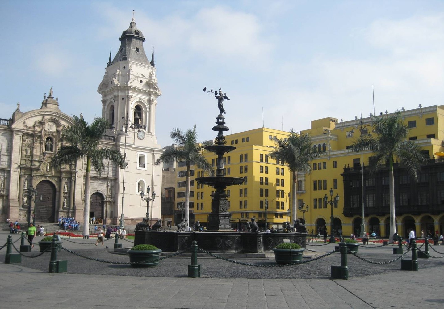 Perspectivas sobre Lima: A Reconstrução da Cidade Existente - Imagem 3 de 5