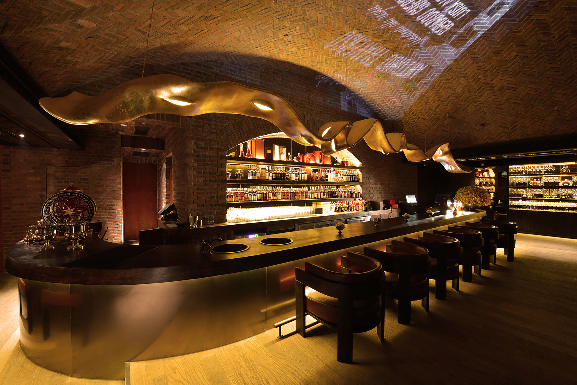 Gallery of The Cellar / Chiasmus Partners 14