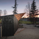 Woodlands Community Garden Shed / Brendan Callander + Jason Pielak  + Stella Cheung-Boyland - Public Space, Door, Facade, Bench, Forest