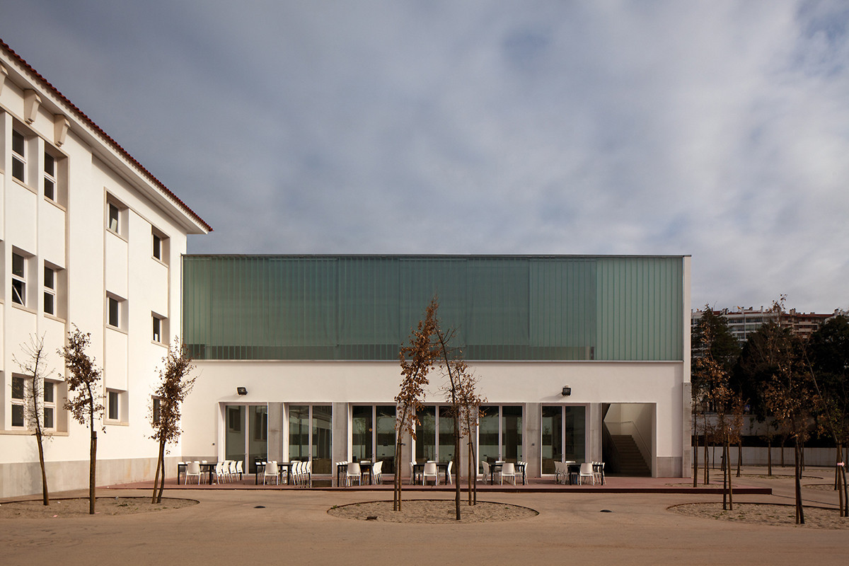 Galeria de Escola Secundária Avelar Brotero / Inês Lobo Arquitectos 22