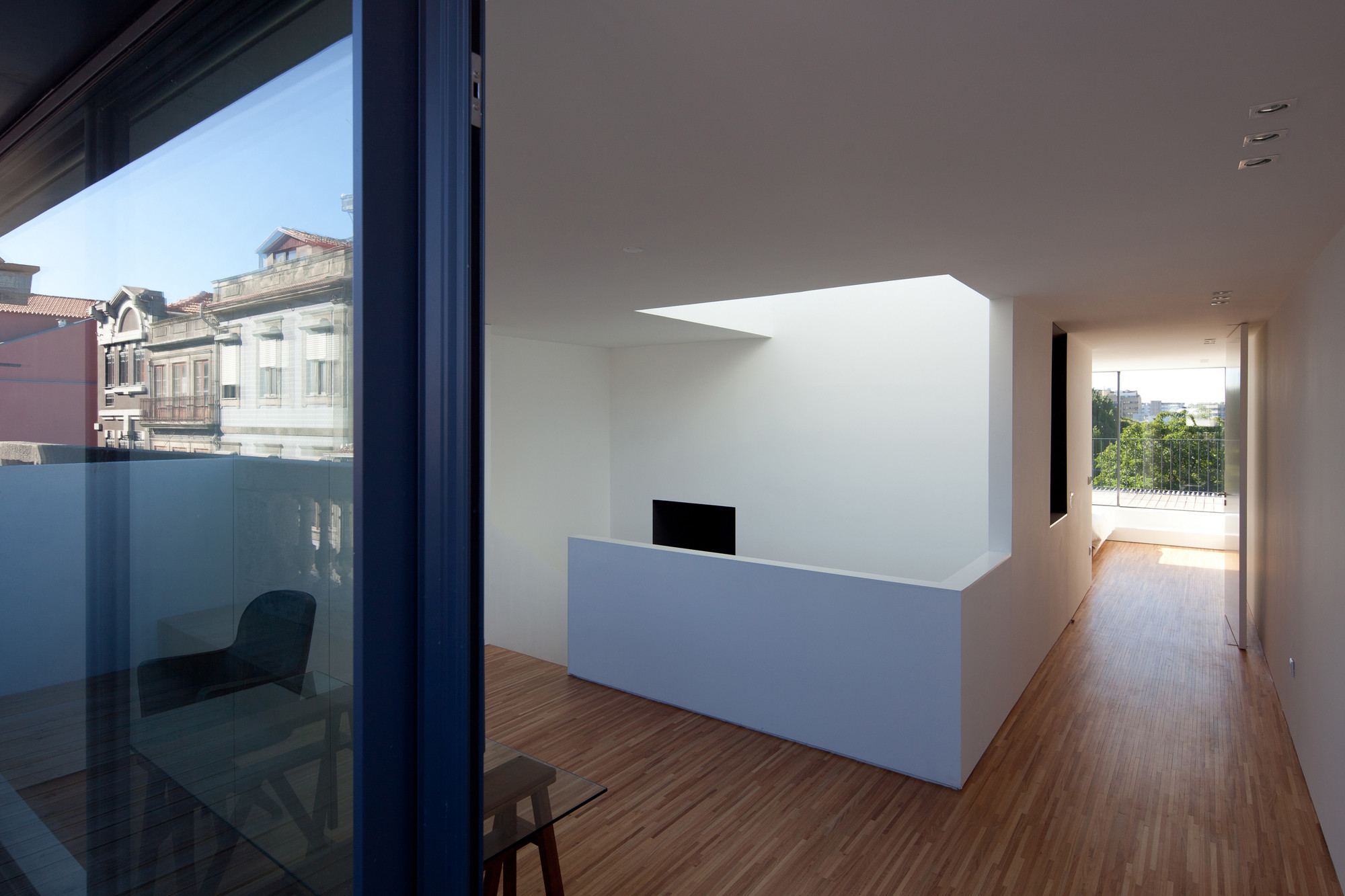 Casa da Maternidade / Pablo Pita Arquitectos - Windows, Chair, Glass
