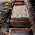 Horno de Ladrillo Artesanal Invertido: Invertir el paisaje para consolidar las tradiciones constructivas  - Otros