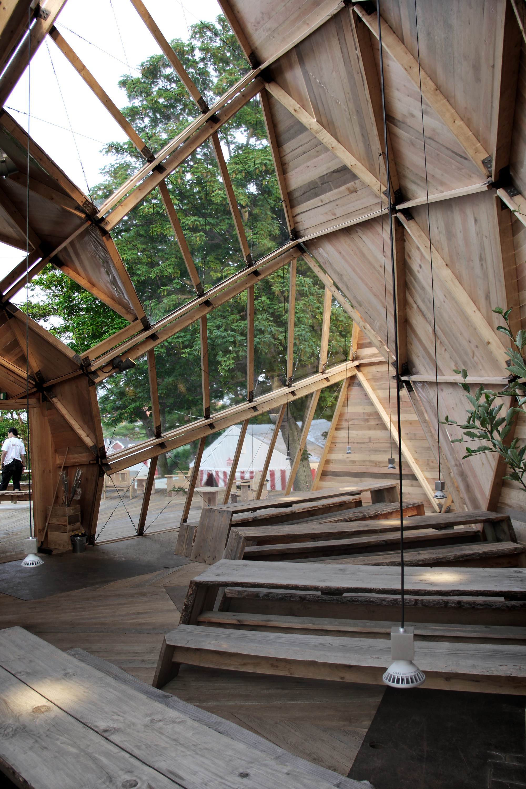 Павильон встреч. Музей-заповедник царицыно стеклянный павильон. Парк вагоноремонт дмитровский. Парк горького пергола. Нто парк горького.