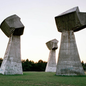 23 impresionantes monumentos olvidados de la ex-Yugoslavia - Image 3 of 4