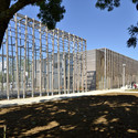 Centro Comunitário La Queue du Lézard / Rue Royale Architectes - Imagem 4 de 12