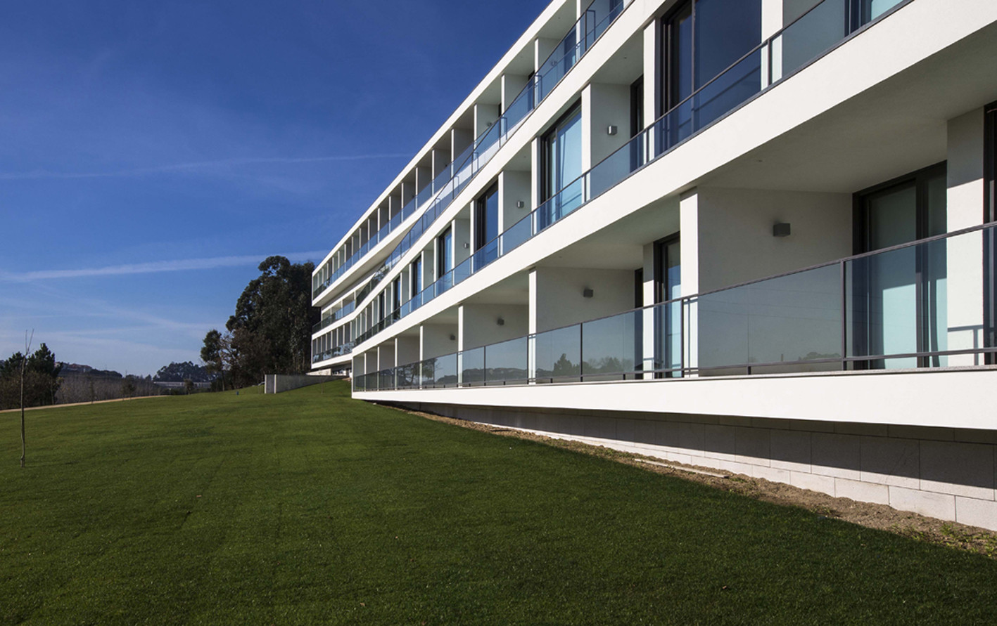 Edifício residencial para idosos / Atelier d'Arquitectura J. A. Lopes da Costa - Imagem 6 de 29