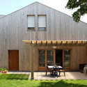 3 Social Houses / Zoomfactor Architectes + JB Poulain - Houses, Garden, Facade, Chair, Table