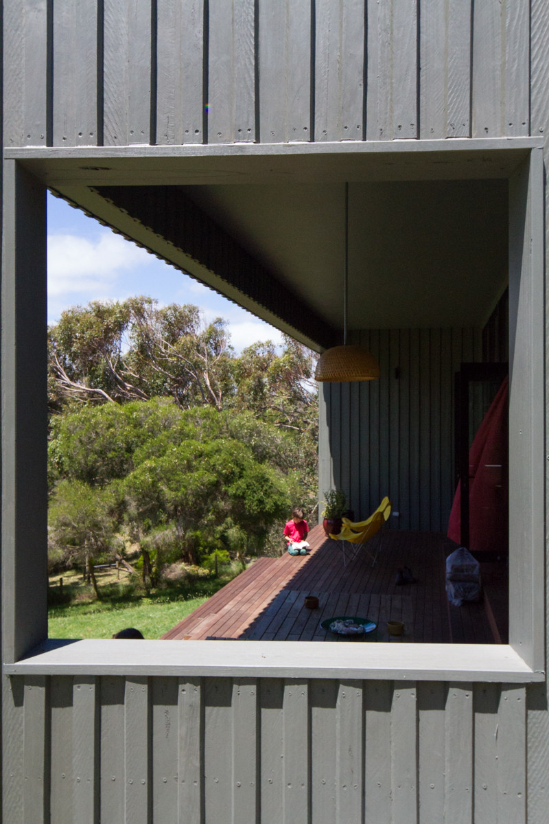 Gallery of Venus Bay Beach House / MRTN Architects 9