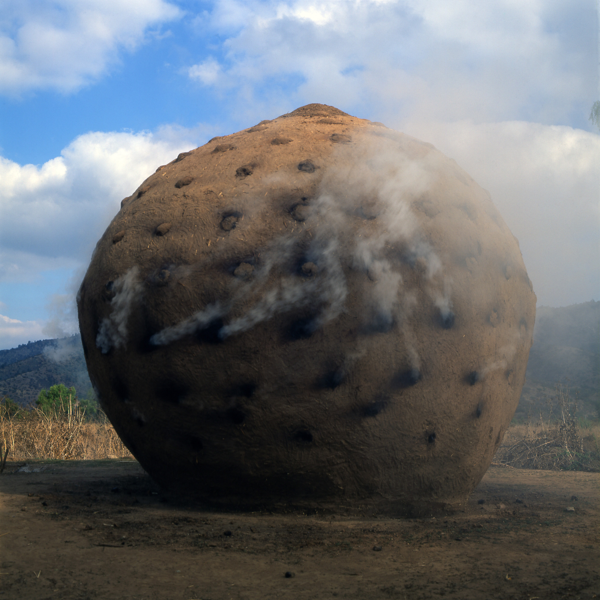 Ampliación para la Casa del Carbonero y Espacio Público en Culiprán, Región Metropolitana, Chile 1998-1999 Imagen © Smiljan Radic