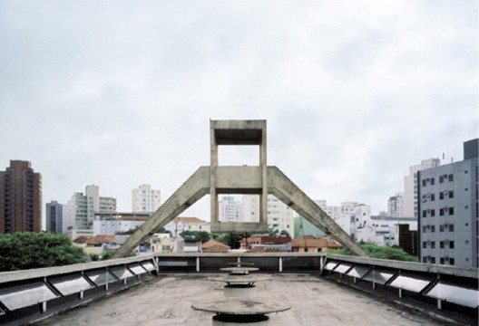 Clássicos da Arquitetura: Igreja São Bonifácio / Hans Broos - Janela