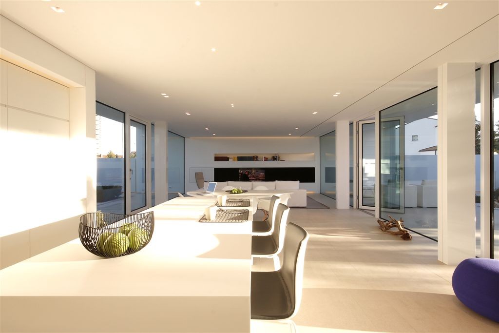 Galeria de Jesolo Lido Pool Villa / JM Architecture - 12