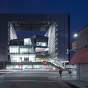 Emerson College Los Angeles / Morphosis Architects - Facade, Windows