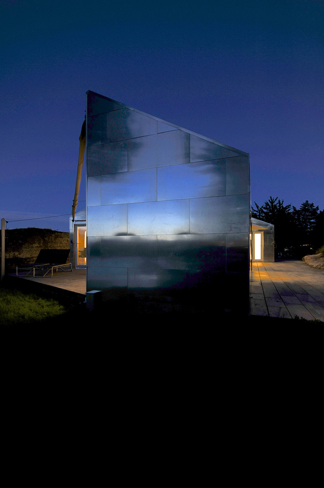 Iconic Cabin Full Aluminum