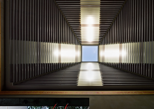 Casa 31_4 Room House / Caroline Di Costa Architect + Iredale Pedersen Hook Architects - Image 2 of 47