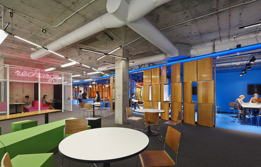 MUSE  / Woods Bagot - Table, Chair