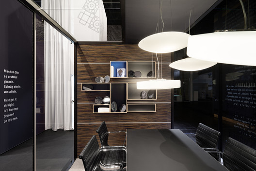 Burkhardt Leitner constructiv exhibition  / Ippolito Fleitz Group - Lighting