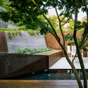 Arquitectura y Paisaje: Hilgard Garden, una sala de estar al aire libre por Mary Barensfeld Architecture - Arquitectura Residencial