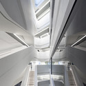 Torre de Innovación Jockey Club/ Zaha Hadid Architects - Universidad