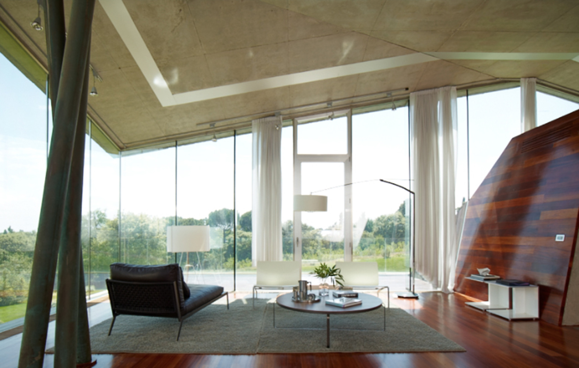 Gallery of VARS house / aceboXalonso 5