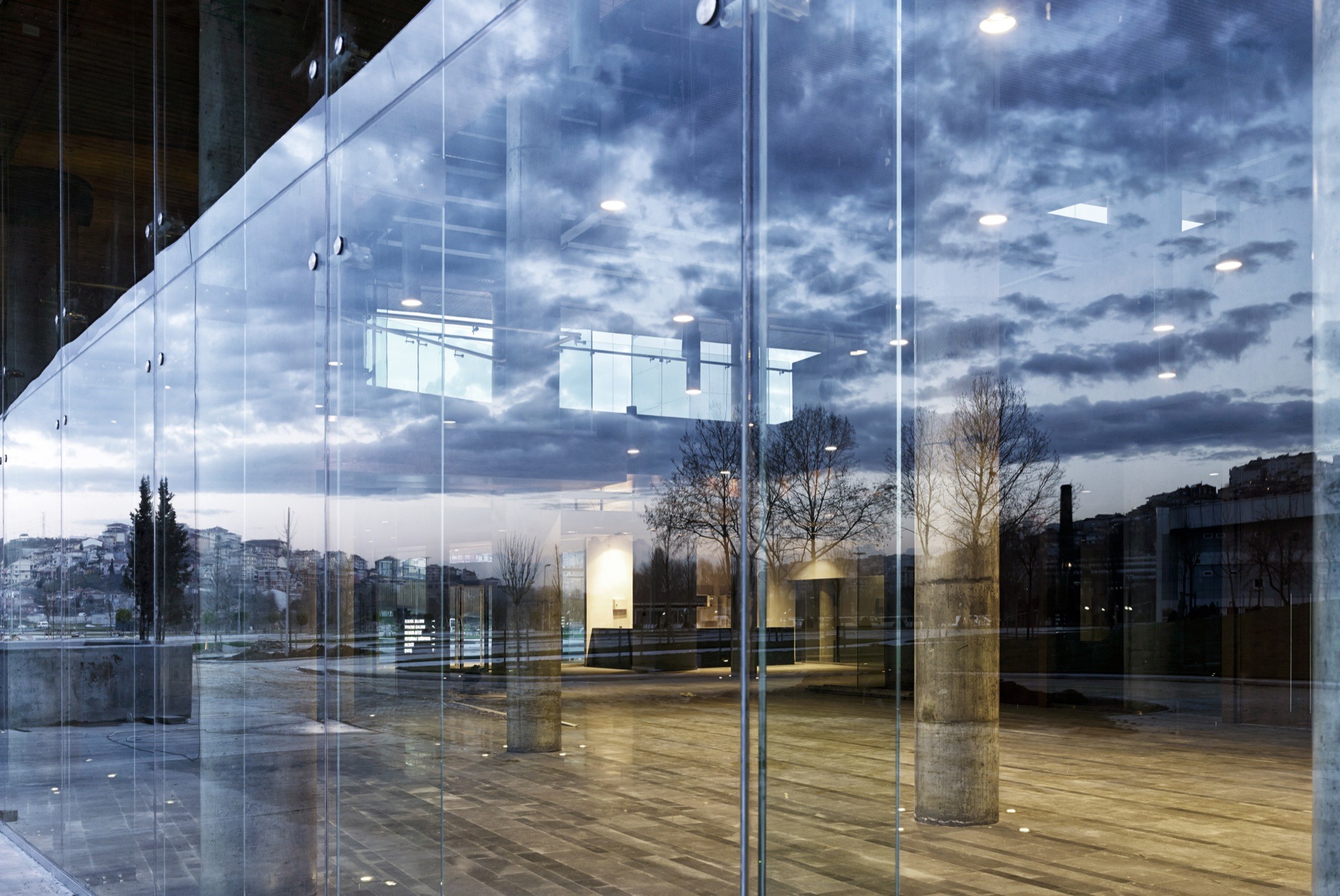 Galería de Centro Cultural y Salón para Matrimonios Eyüp / EAA - Emre ...