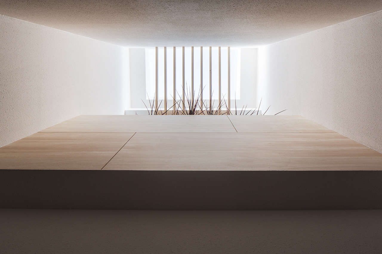 © Yoshihiro Asada
