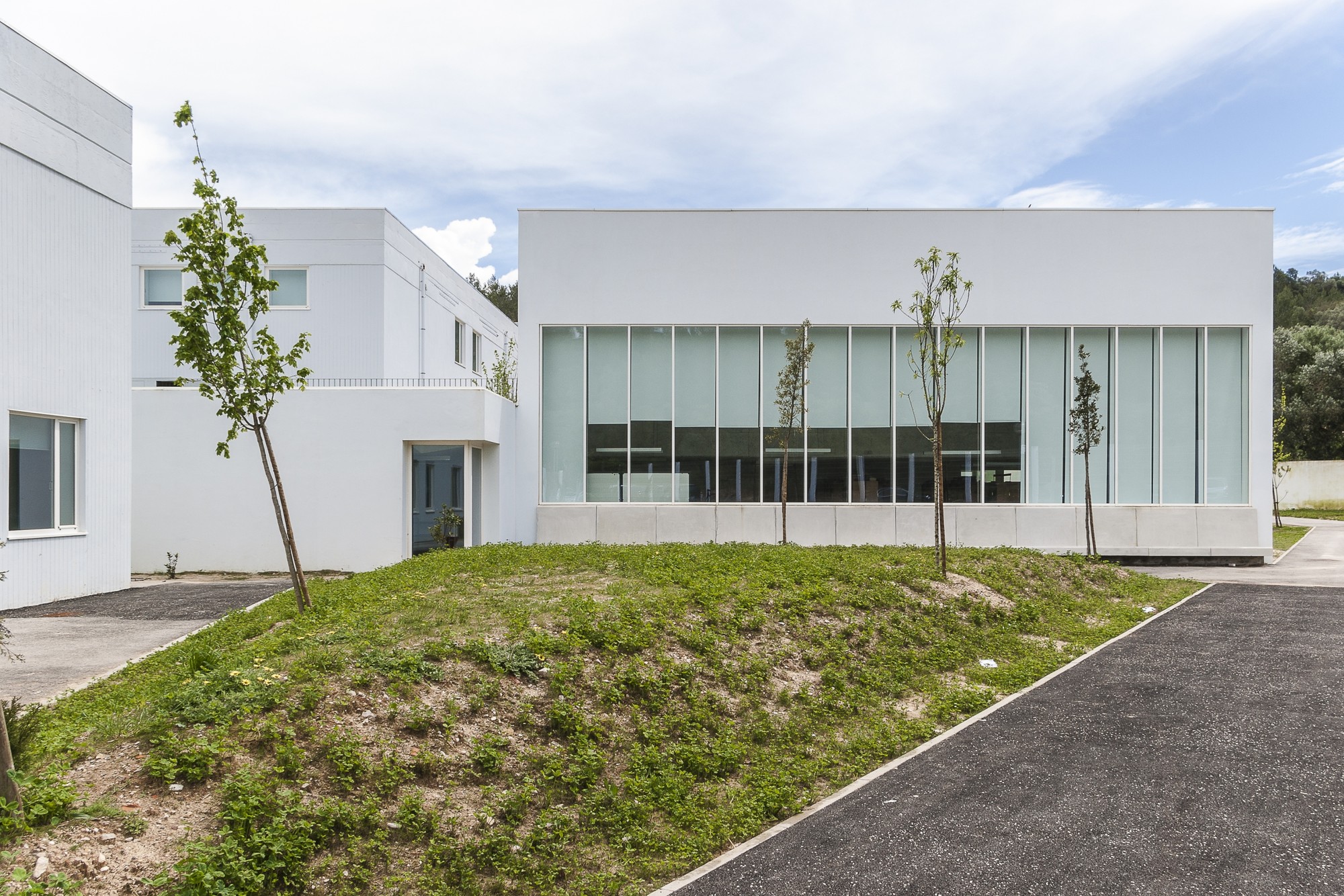 Modernización de la Escuela Lima de Freitas / Ricardo Carvalho + Joana Vilhena Arquitectos - Imagen 8 de 25