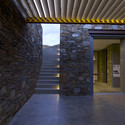 Residencia de Vacaciones en Lia / MOLD Architects - Casas