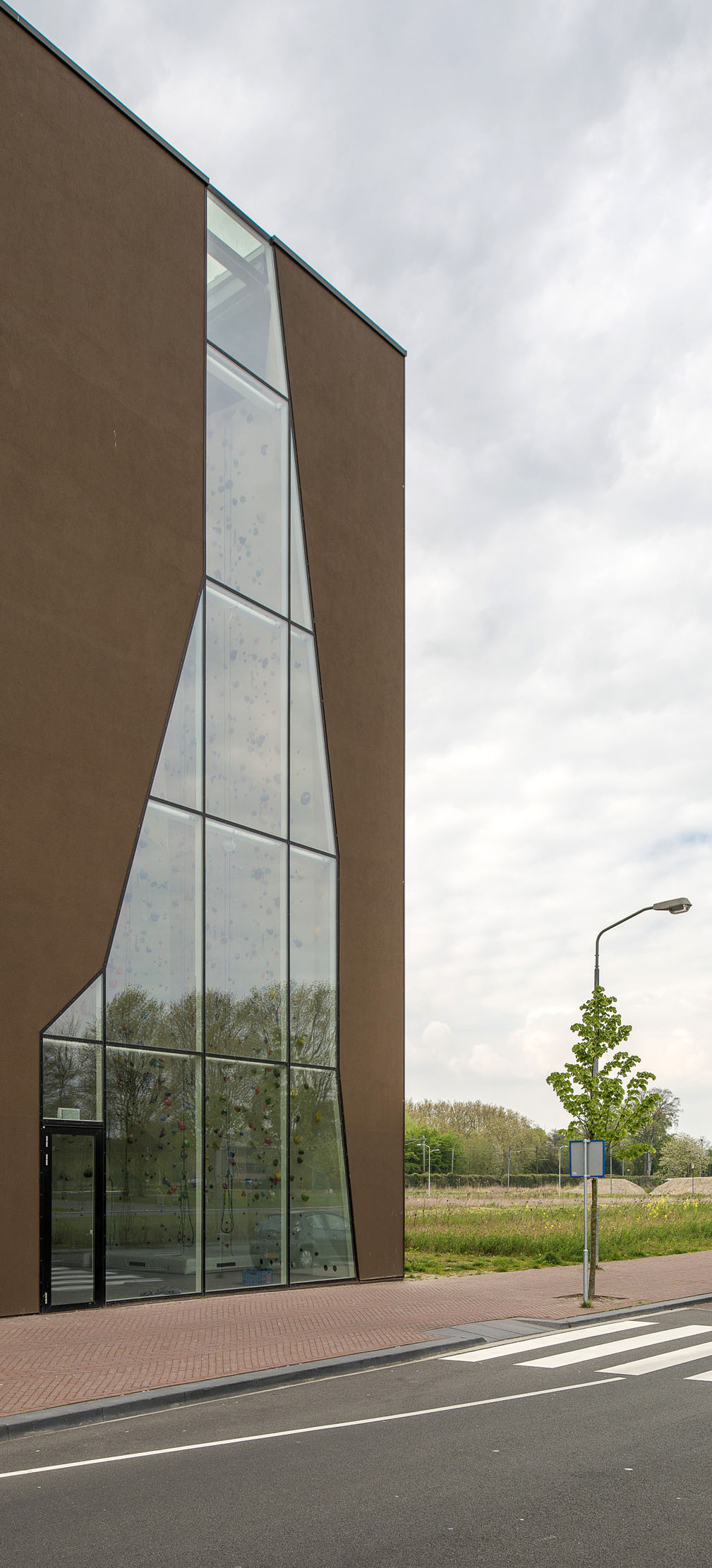 Gallery of Spordtgebouw / NL Architects - 1