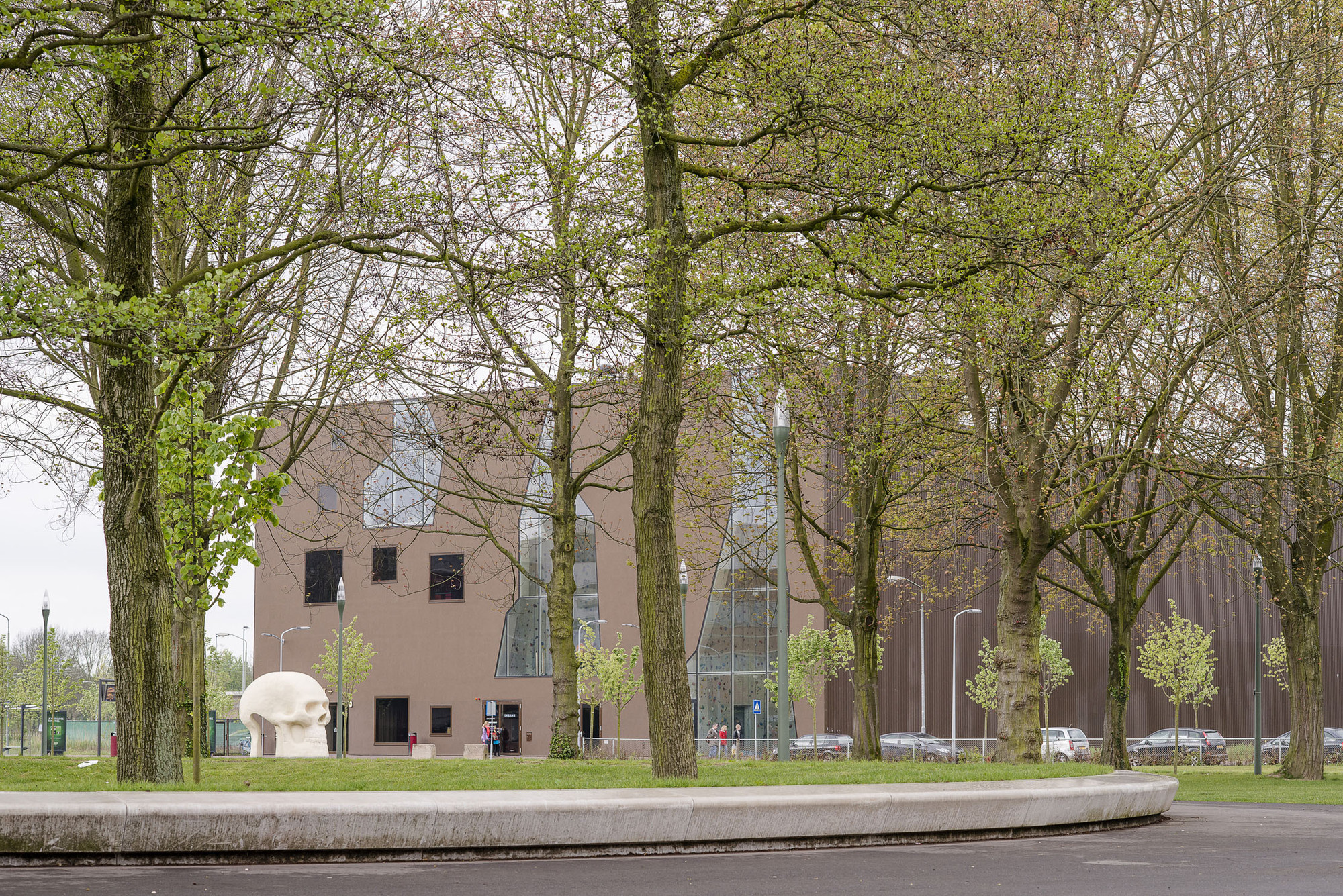 Gallery of Spordtgebouw / NL Architects - 35