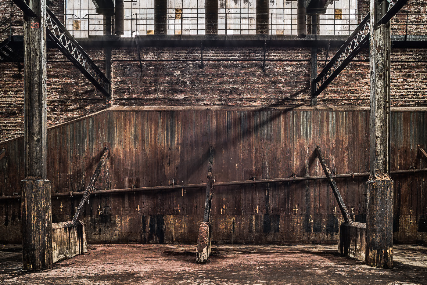 In Images: The Domino Sugar Factory's Beautiful Decline - Image 18 of 43